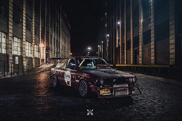 FLG's BMW 325is