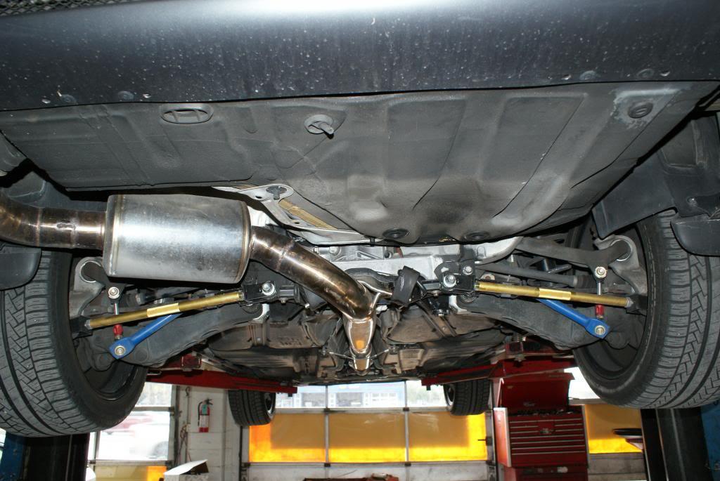 Volvo S60R underside