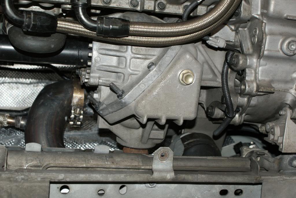 Volvo S60R oil cooler lines