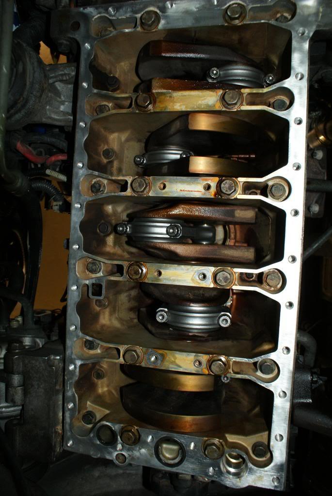 Volvo S60R crankcase