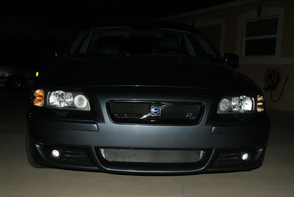 Volvo S60R front