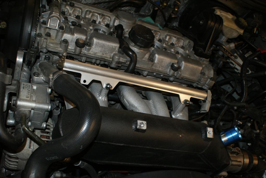 Volvo S60R intake manifold