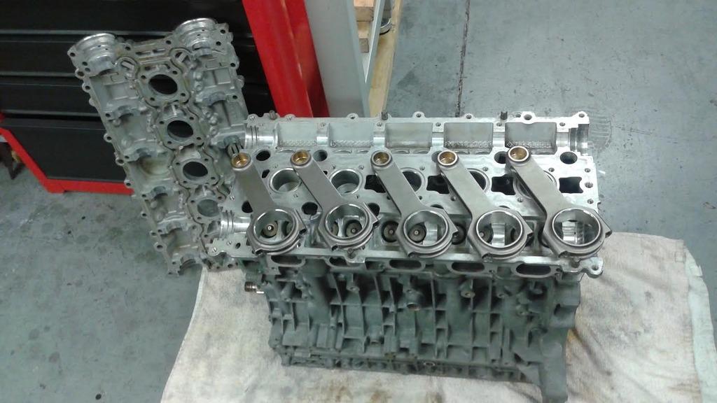 Volvo S60R engine block and head cleaned