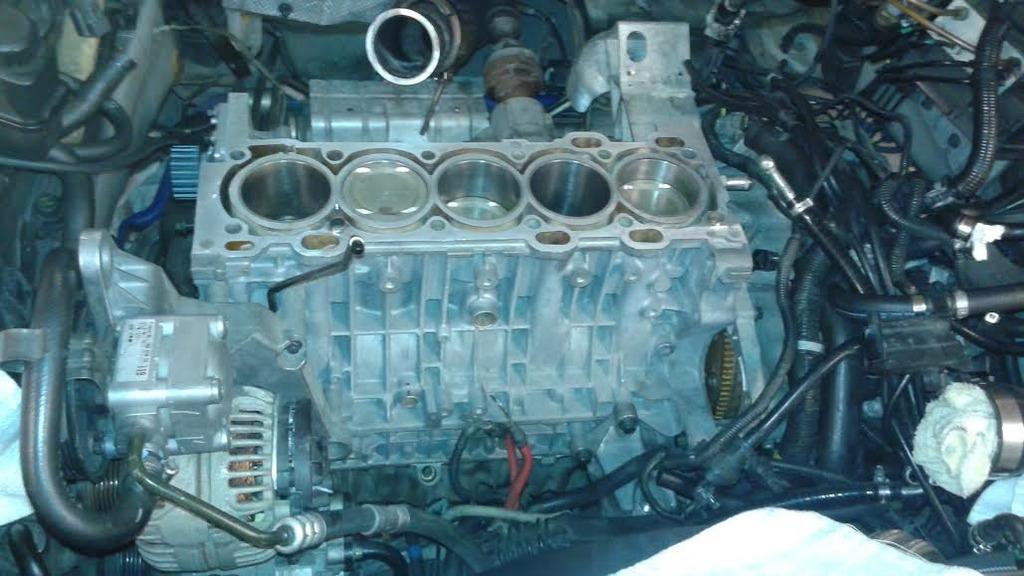 Volvo S60R engine block