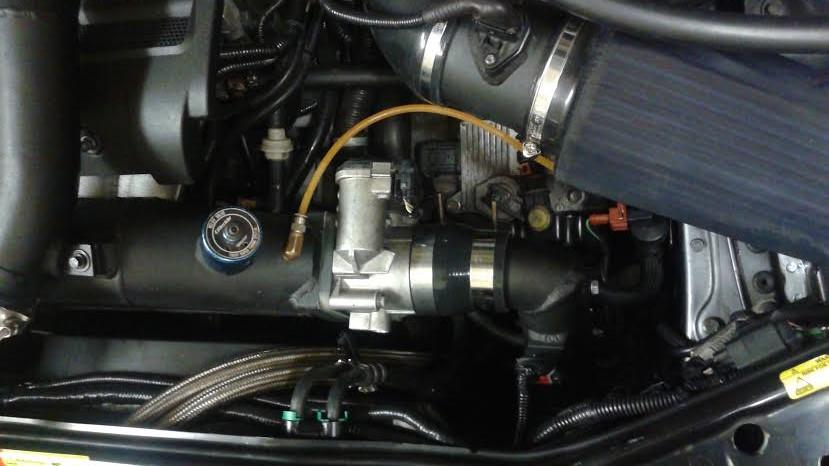 Volvo S60R water/meth injection throttle body