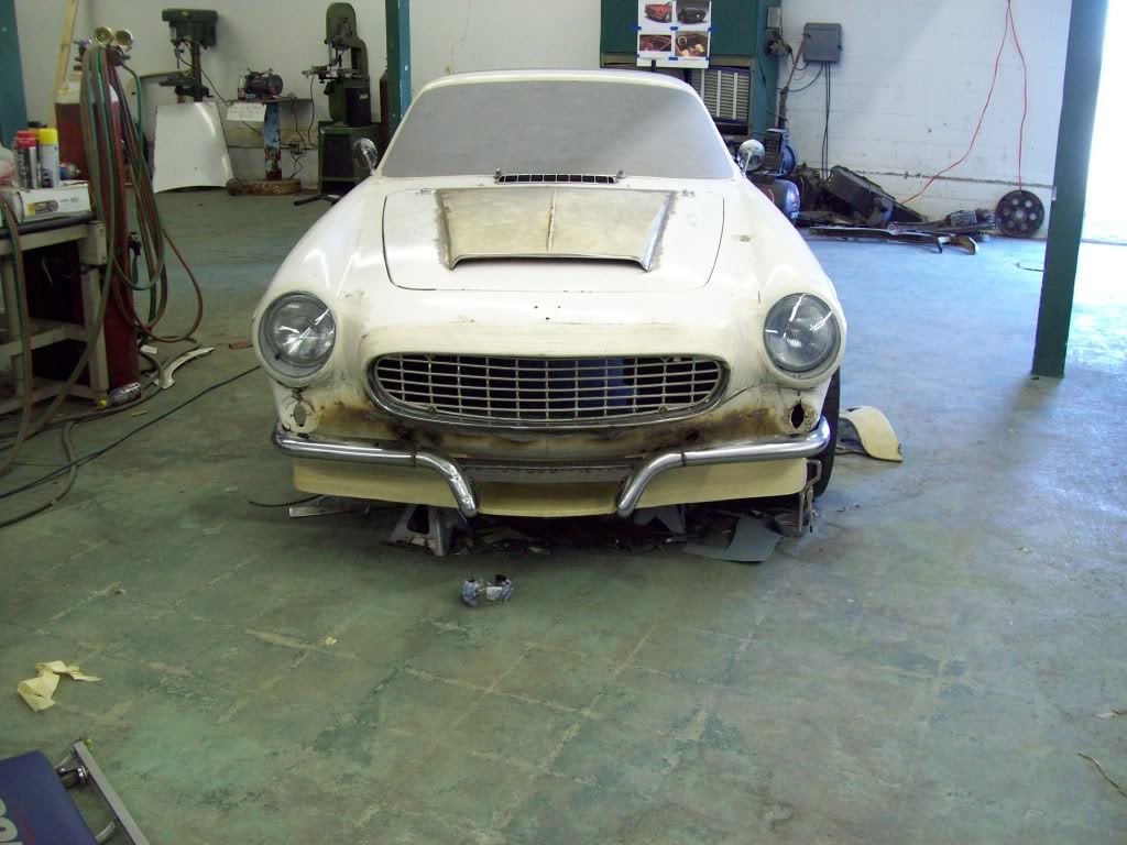 Volvo P1800 custom front