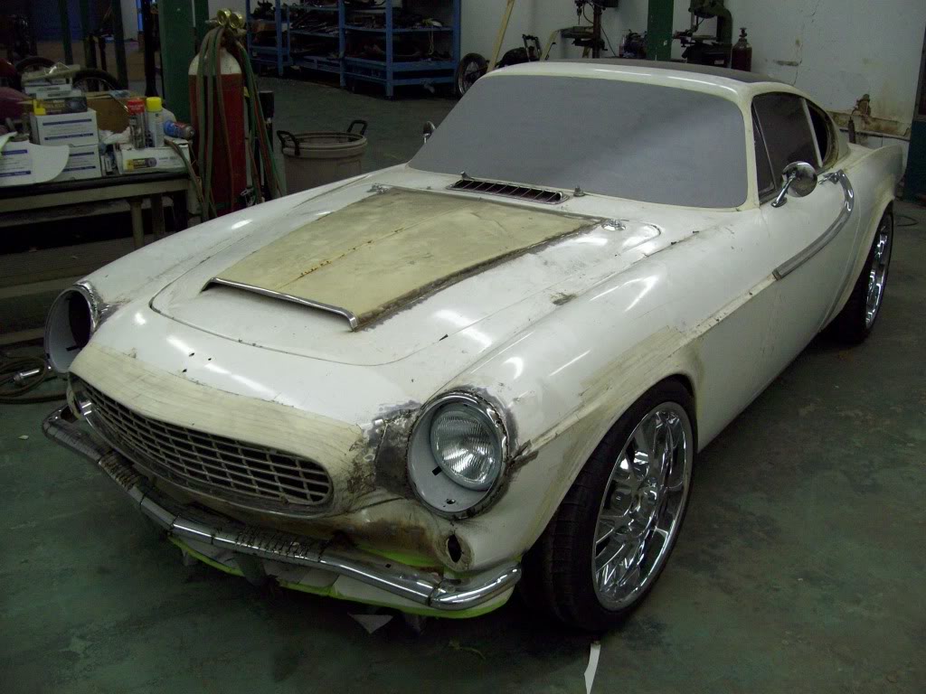 Volvo P1800 custom body