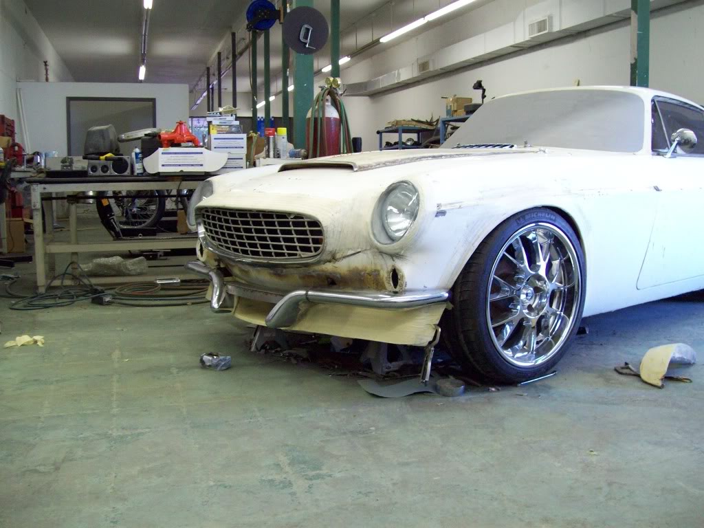 Volvo P1800 custom front