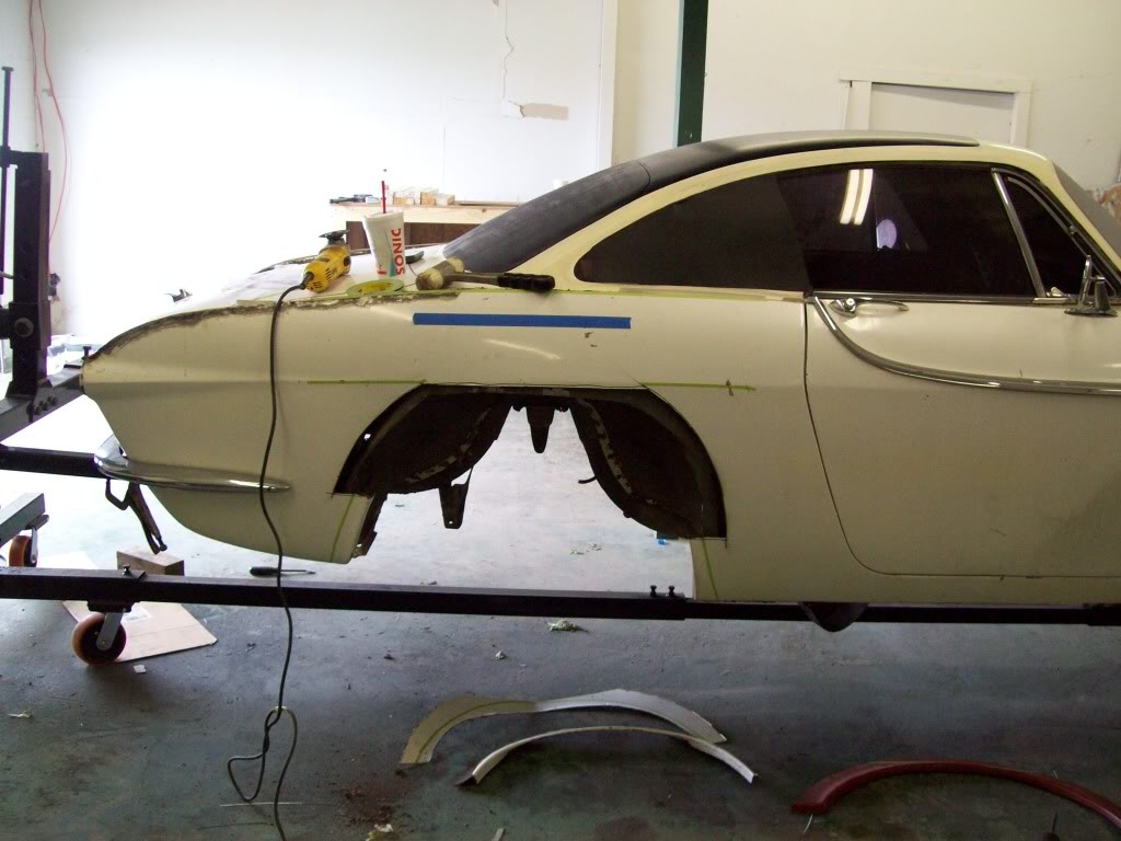 Volvo P1800 fender flares