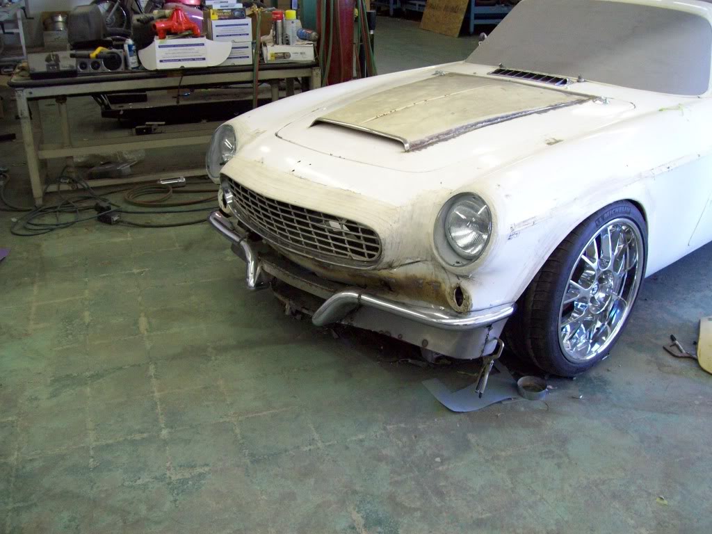 Volvo P1800 hood