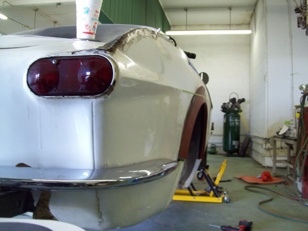 Volvo P1800 custom flares