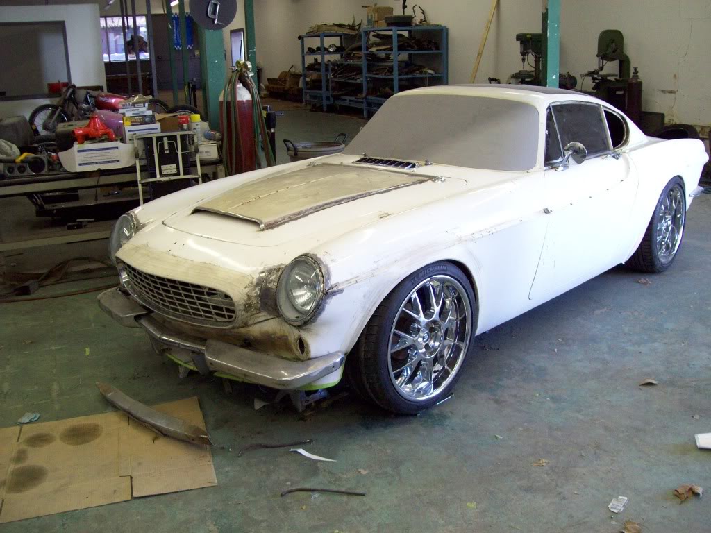 Volvo P1800 body work