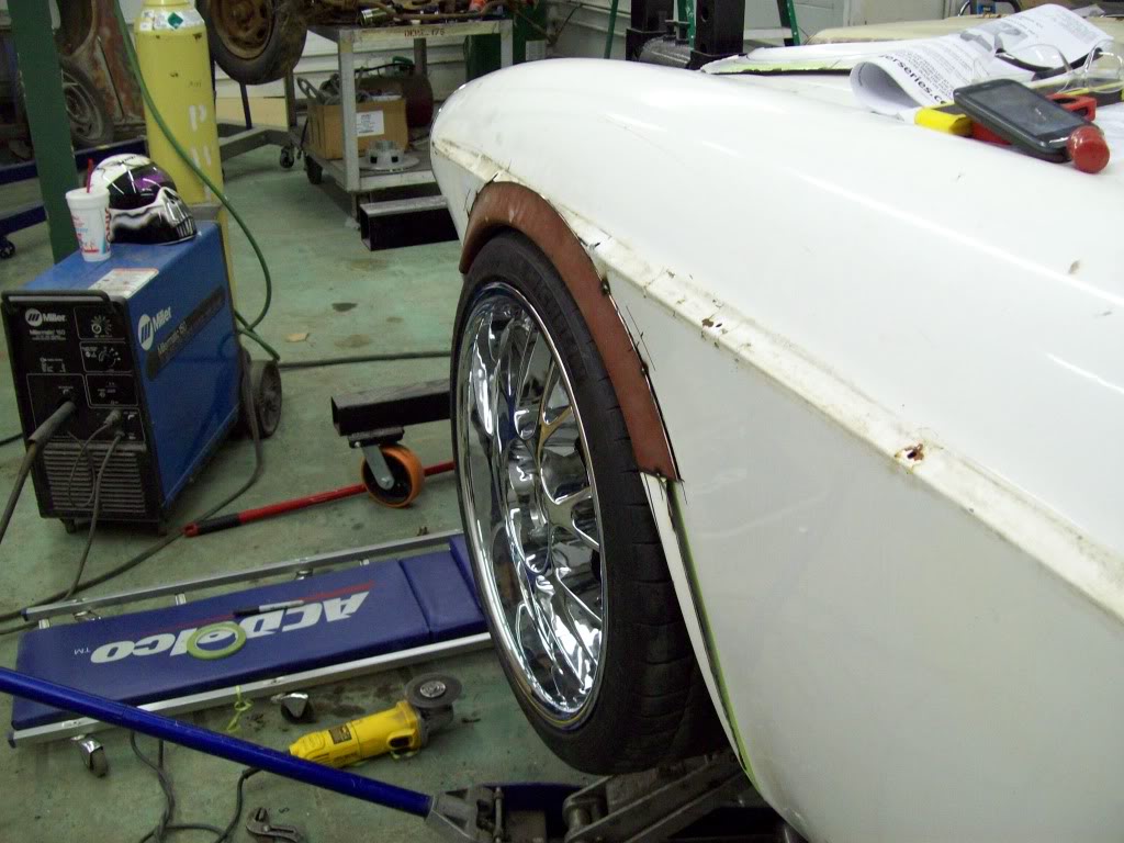 Volvo P1800 fender flare