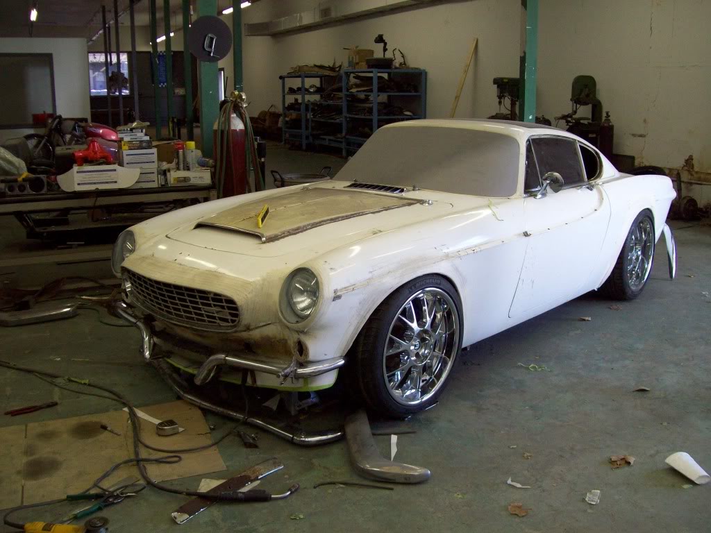 Volvo P1800 custom body