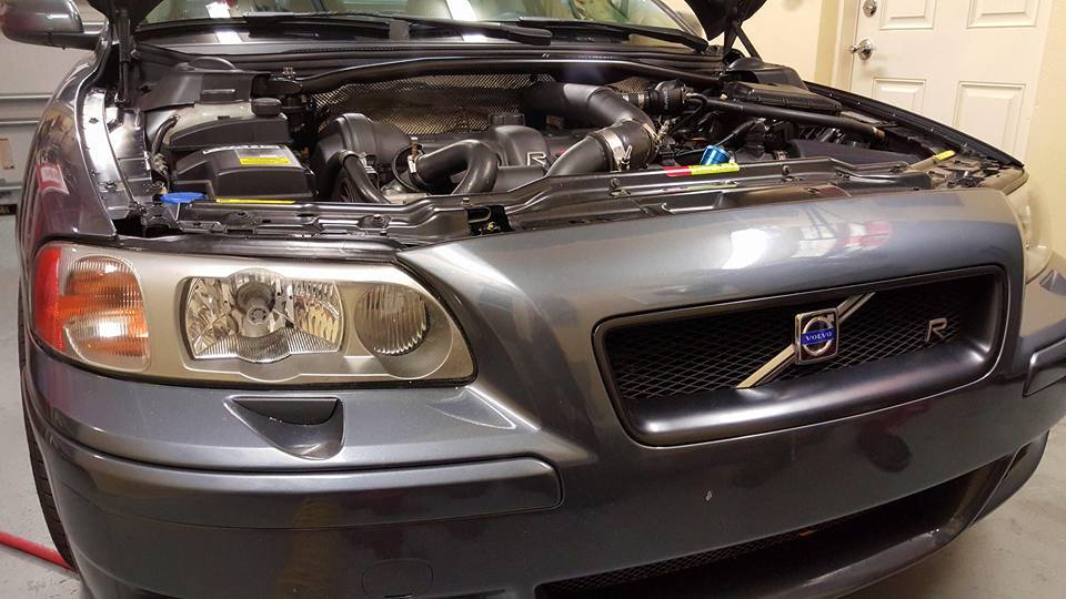 Volvo S60R front