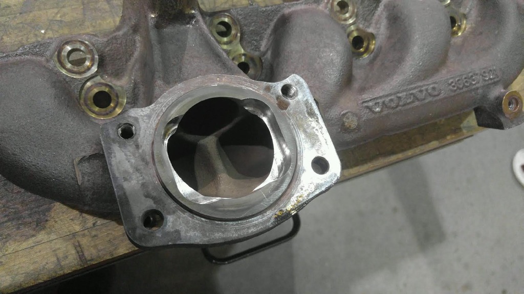 Volvo exhaust manifold machining