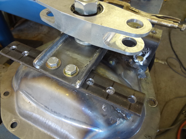 custom differential mount