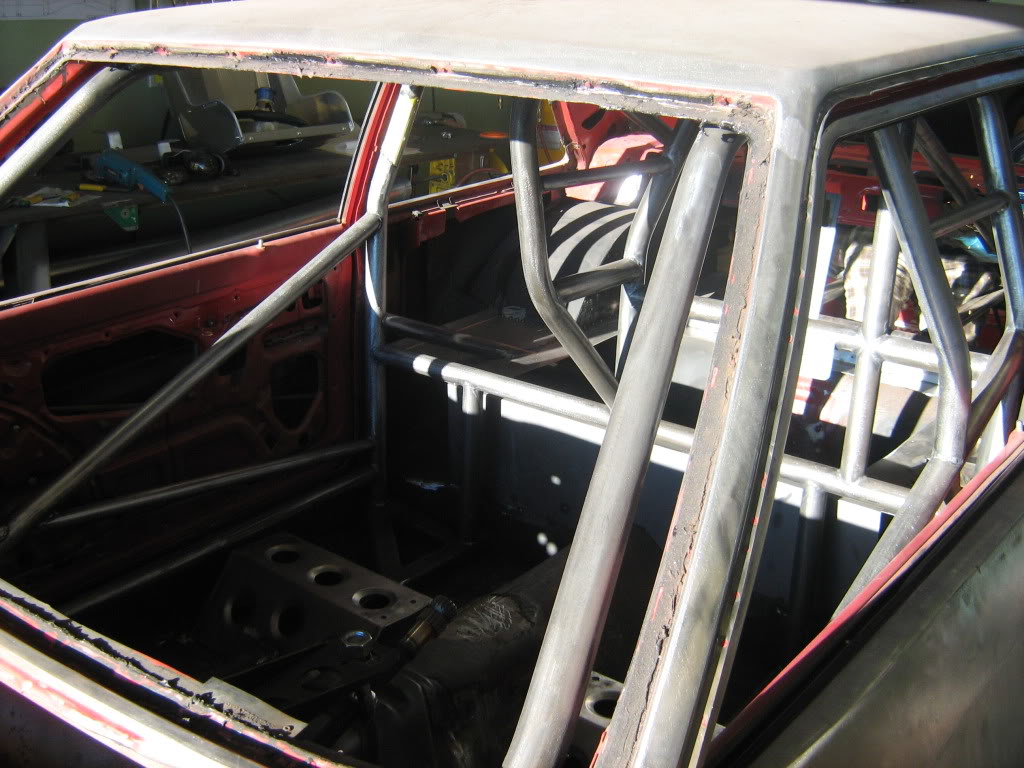 Ford Fairmont roll cage