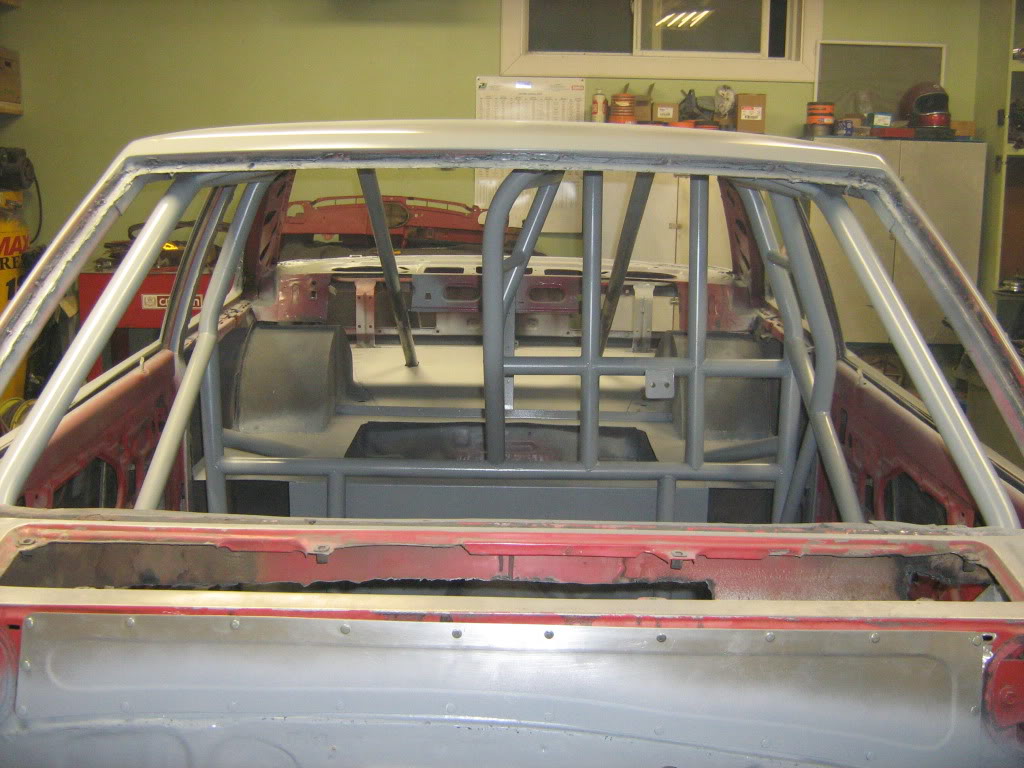 Ford Fairmont roll cage