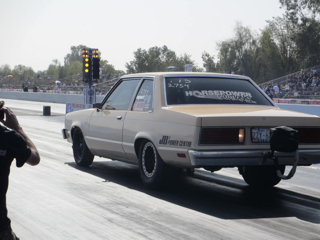 Ford Fairmont drag racing