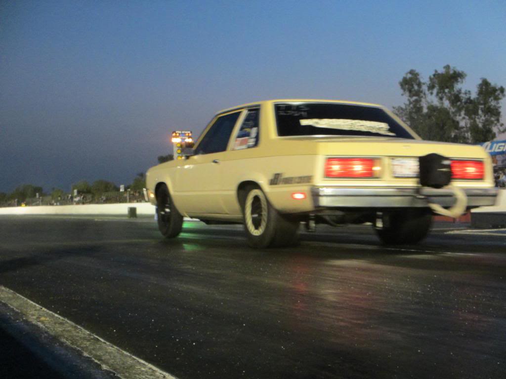 Ford Fairmont drag racing