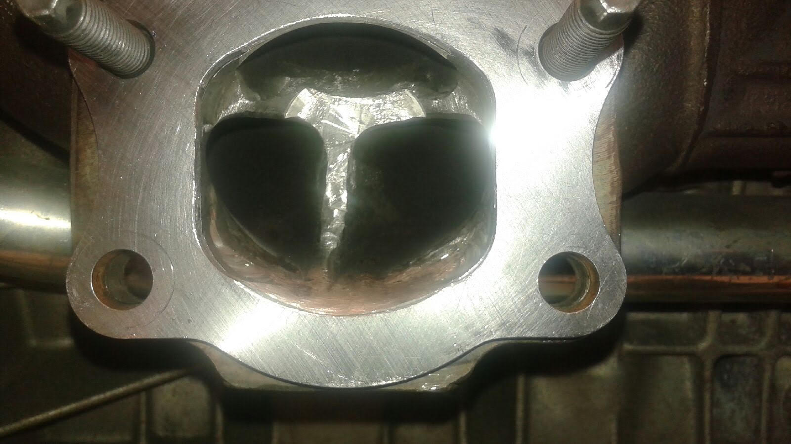 Volvo exhaust manifold