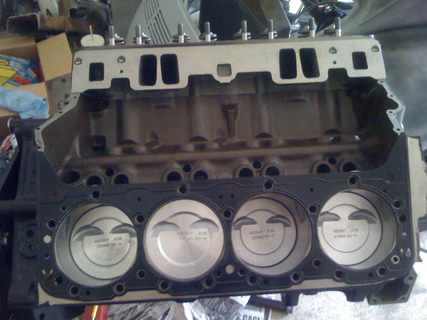 engine block with pistons