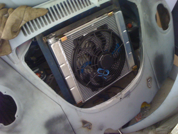 radiator and fan in VW Beetle