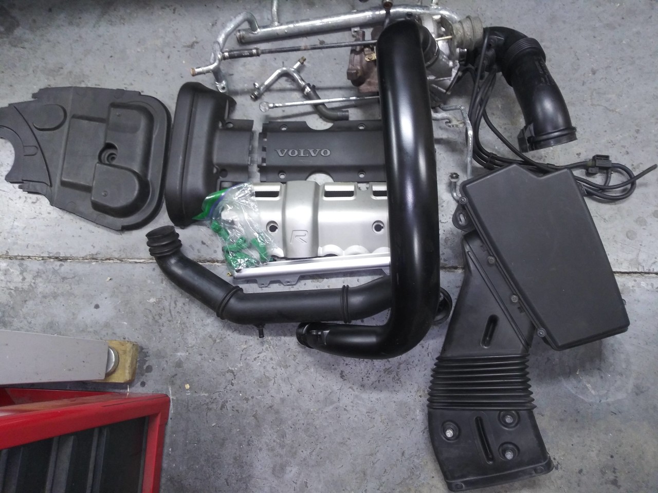 Volvo S60R oem parts