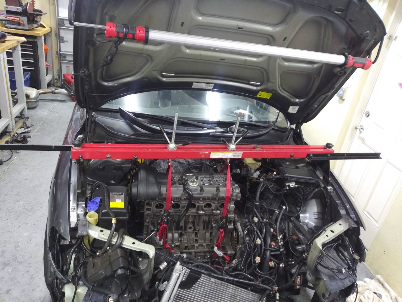 Volvo S60R engine hoist