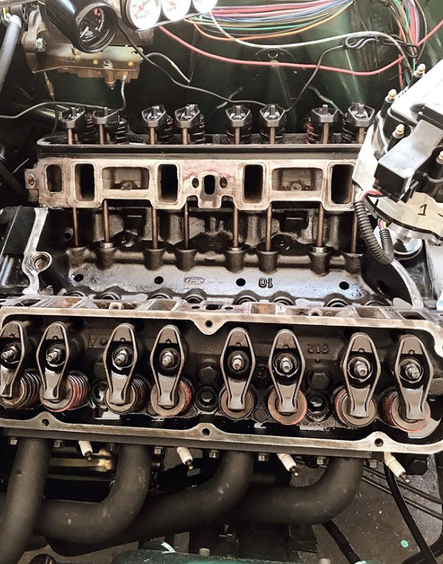 engine without valve covers